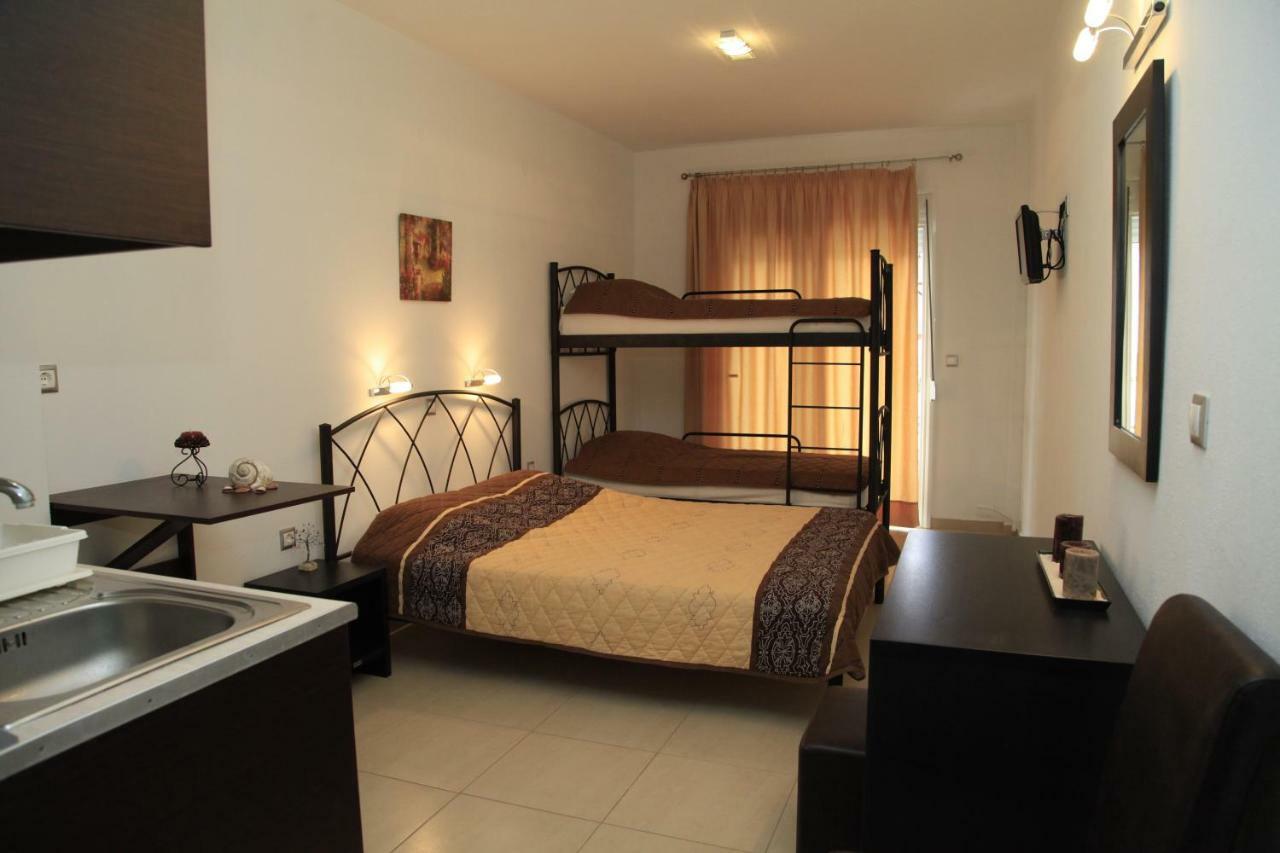 Vicky Rooms Паралия-Дионисиу Экстерьер фото